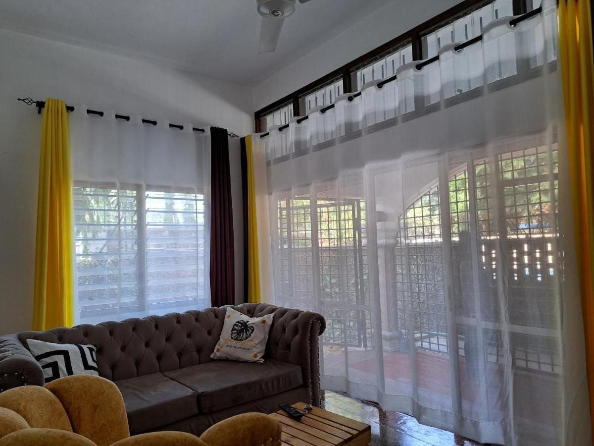 Halisi Stays 1Bed Near Sgr/Airport Момбаса Екстер'єр фото