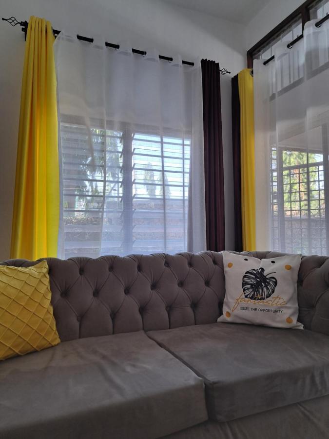 Halisi Stays 1Bed Near Sgr/Airport Момбаса Екстер'єр фото