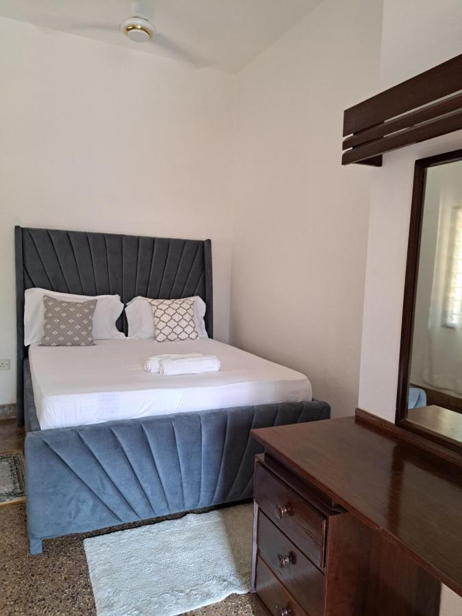 Halisi Stays 1Bed Near Sgr/Airport Момбаса Екстер'єр фото