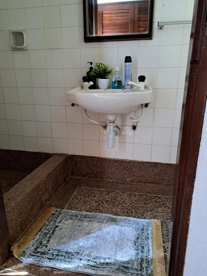 Halisi Stays 1Bed Near Sgr/Airport Момбаса Екстер'єр фото